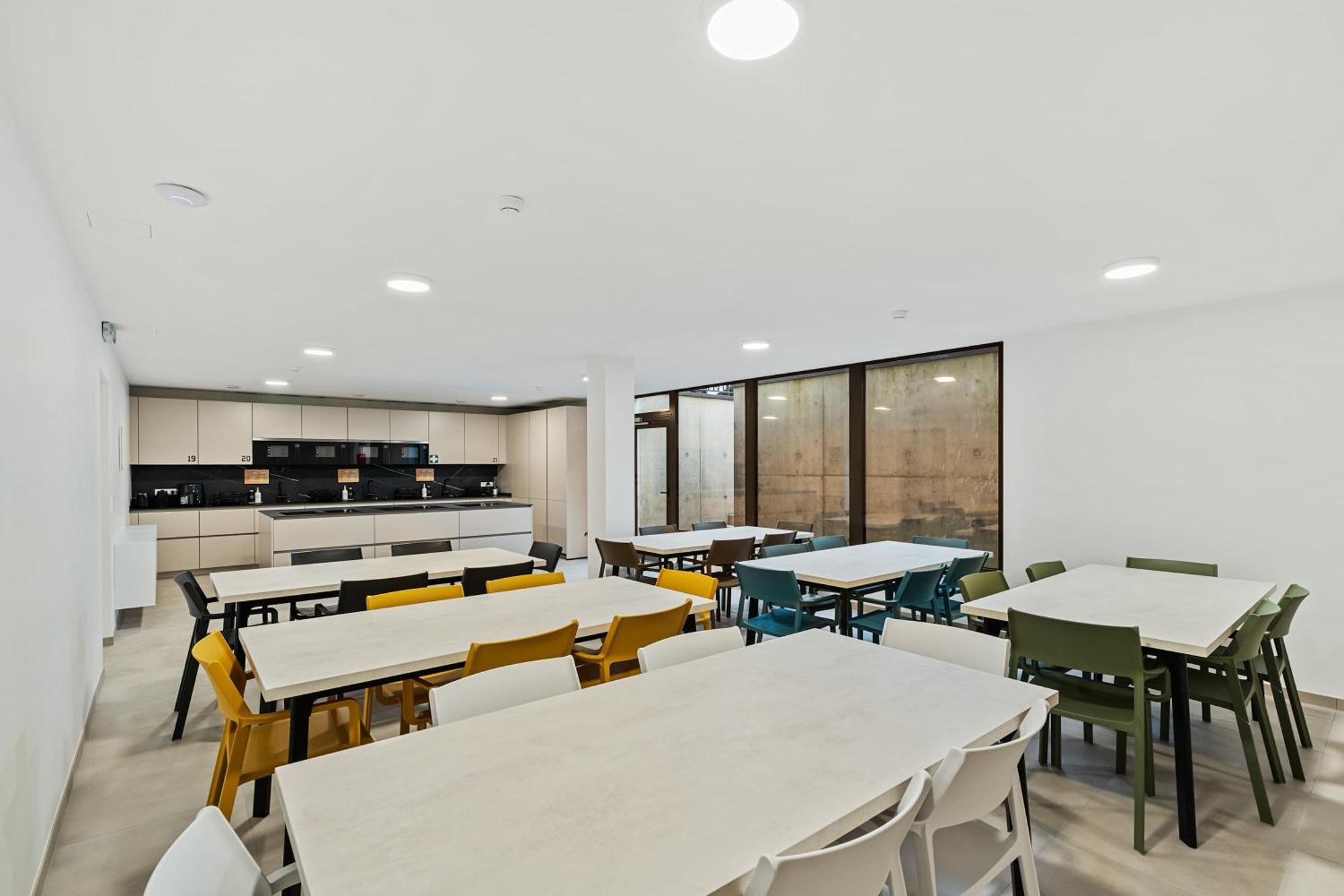 Comfort & Style In Vibrant Luxembourg Coliving Extérieur photo