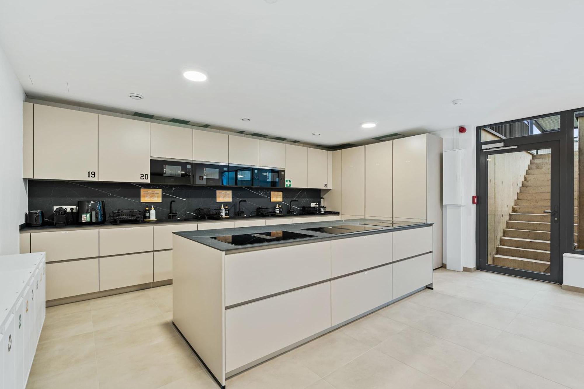 Comfort & Style In Vibrant Luxembourg Coliving Extérieur photo